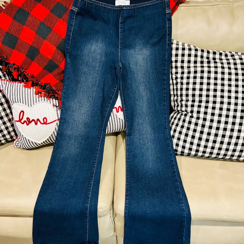 5 for $25 SALE, NWOT, Jessica Simpson Pull-On Flare-Leg